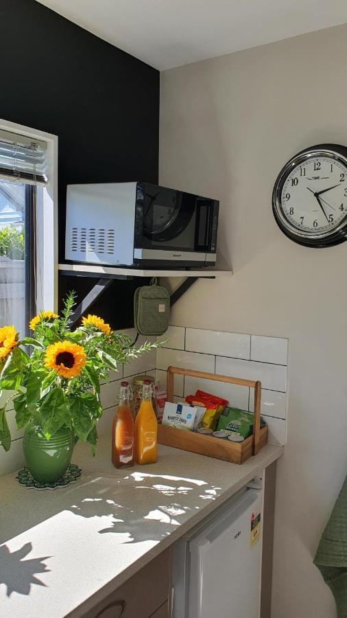 The Tin Hut Appartement Blenheim Buitenkant foto
